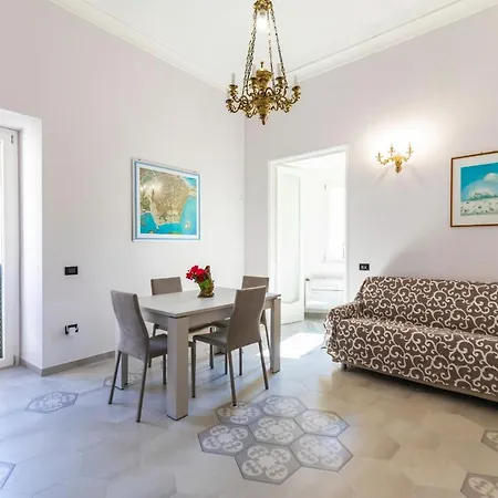 Apartment Antico Sedile